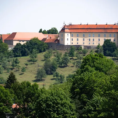 Waldidyll - Ruhiges Komfort-apartment Mit Und Sport * Ellwangen